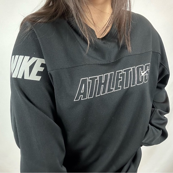 Nike Athletics Vintage Long Sleeve - Picture 3 of 6